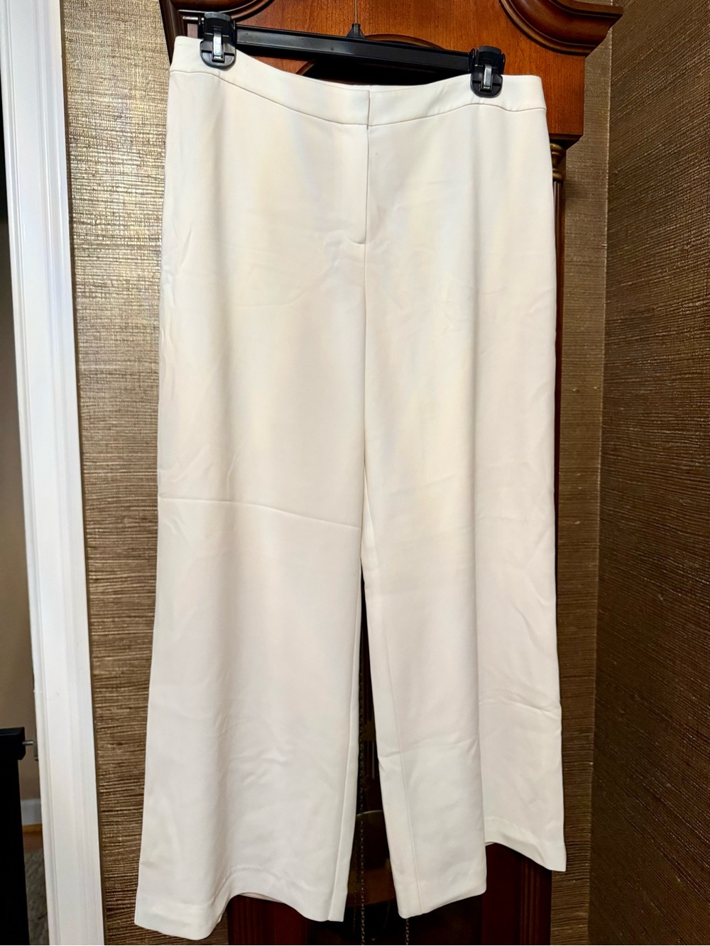 St. John Cream Wide-Leg Trousers